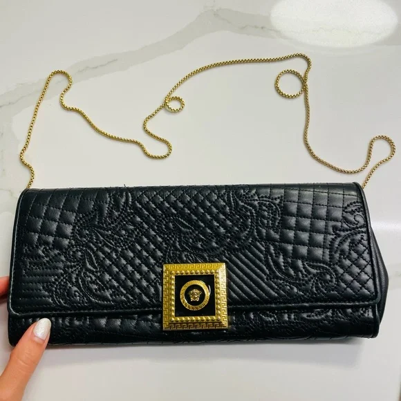 NWOT Authentic Versace classic chain purse evening clutch.
